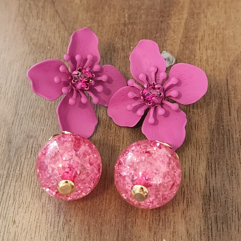 Pink Flower Drop‎ Earrings Matte Floral Rhinestone Crackle Bead Gold Tone Studs